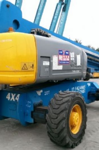 40m直臂輪胎高空作業車